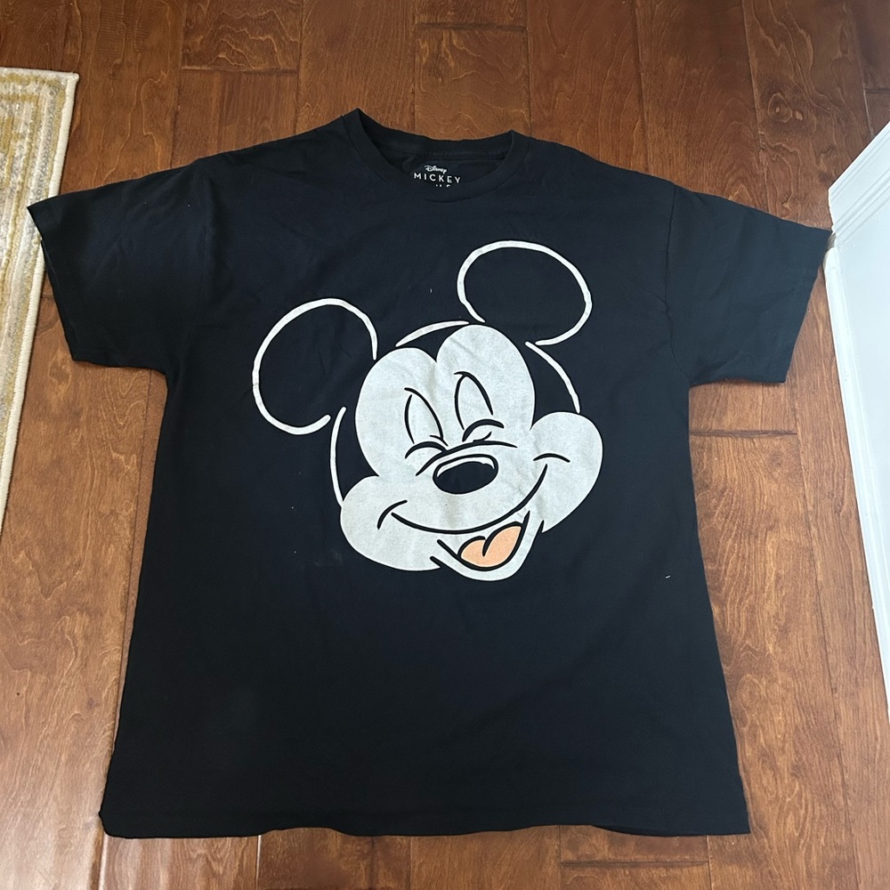 Size Medium Black Mickey Mouse Shirt